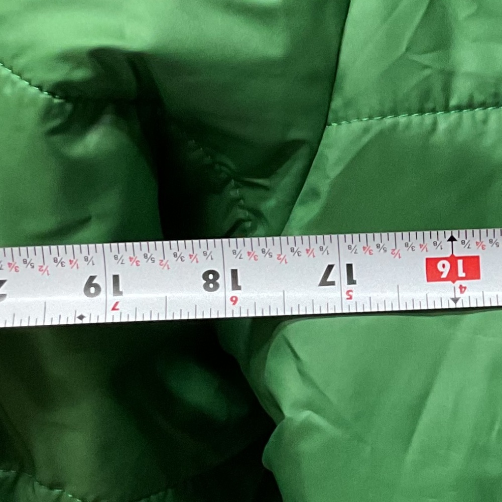 Green Cropped Puffer Jacket NWT – Oversized Ring Zip, High Neck, Y2K Streetwear - Picture 10 of 14